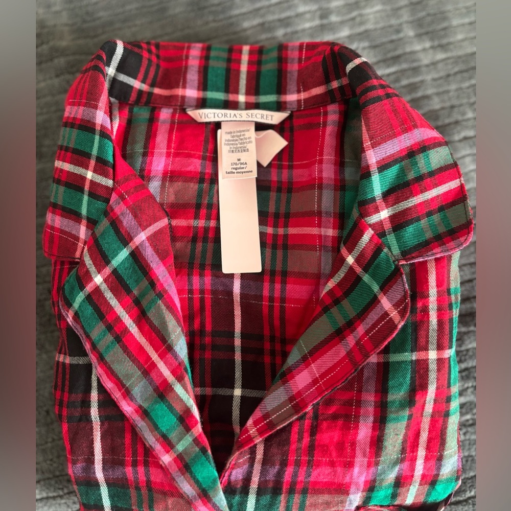 Victoria’s Secret Women’s Plaid Pajama Shirt Size M (NWT)
